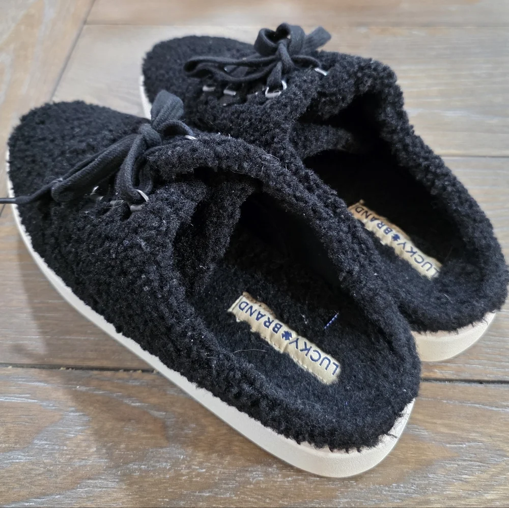 Lucky Brand Tolini Black Faux Fur Sherpa Mule Sneakers Size 7.5 Slip On